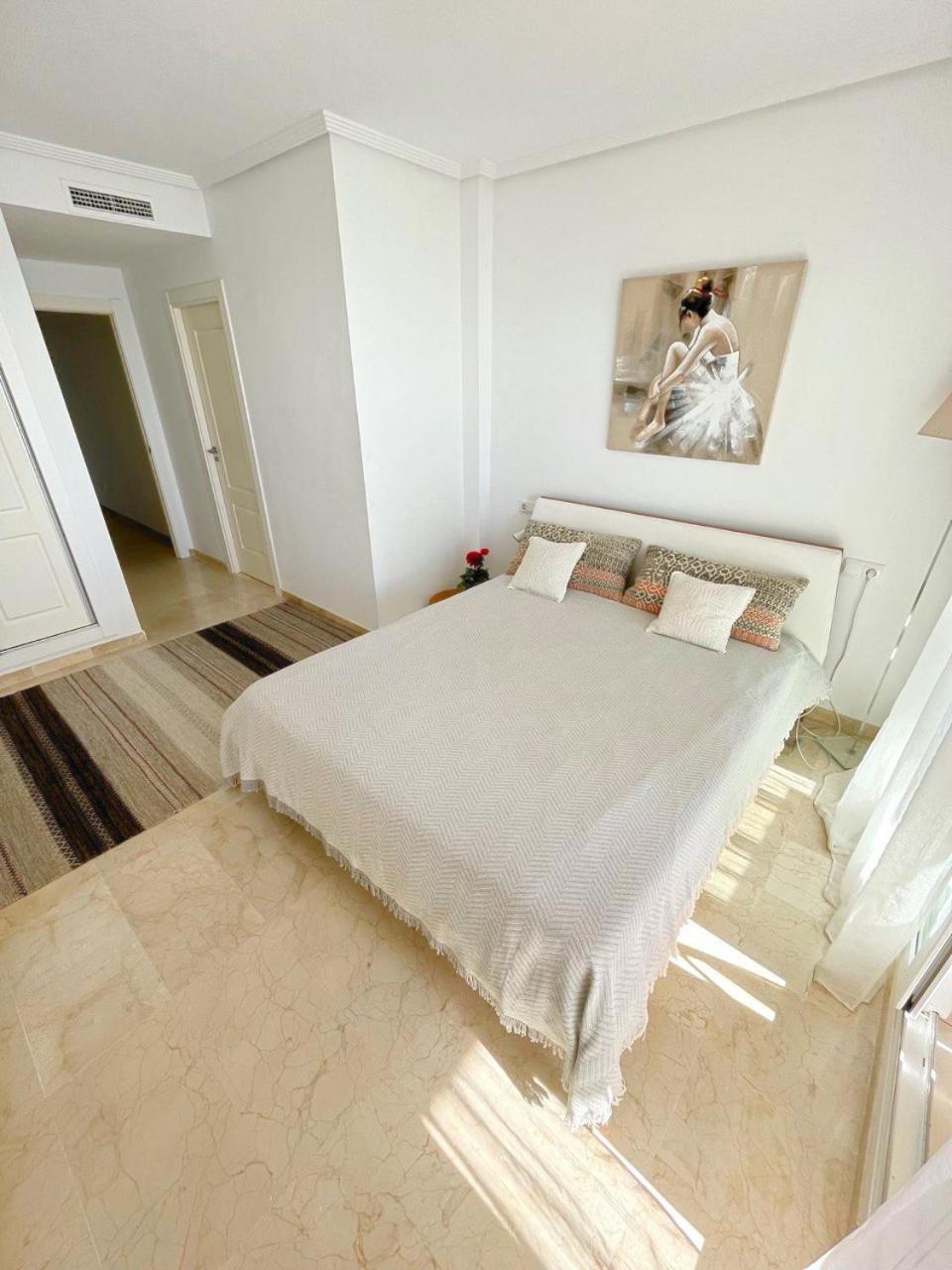 Апартаменты Apartamento En Mascarat Beach, Urb Oasis Beach 1 Альтеа Экстерьер фото